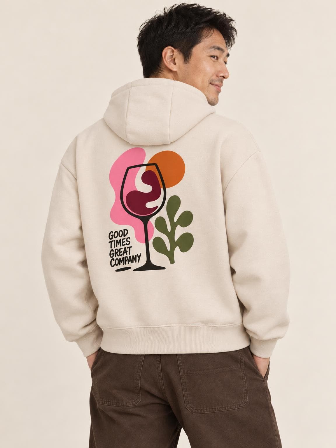 Hoodie vin Good Times porté de dos