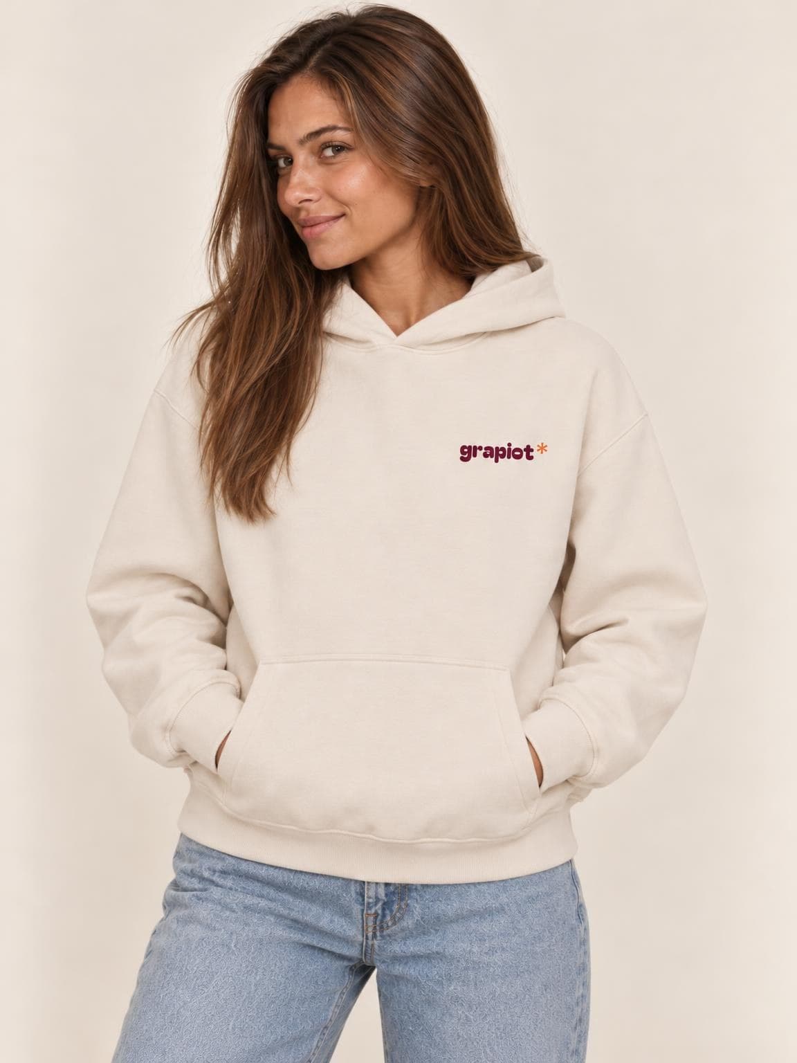 Hoodie vin Bon Vin Bon Vivre vu de face, petit logo grapiot