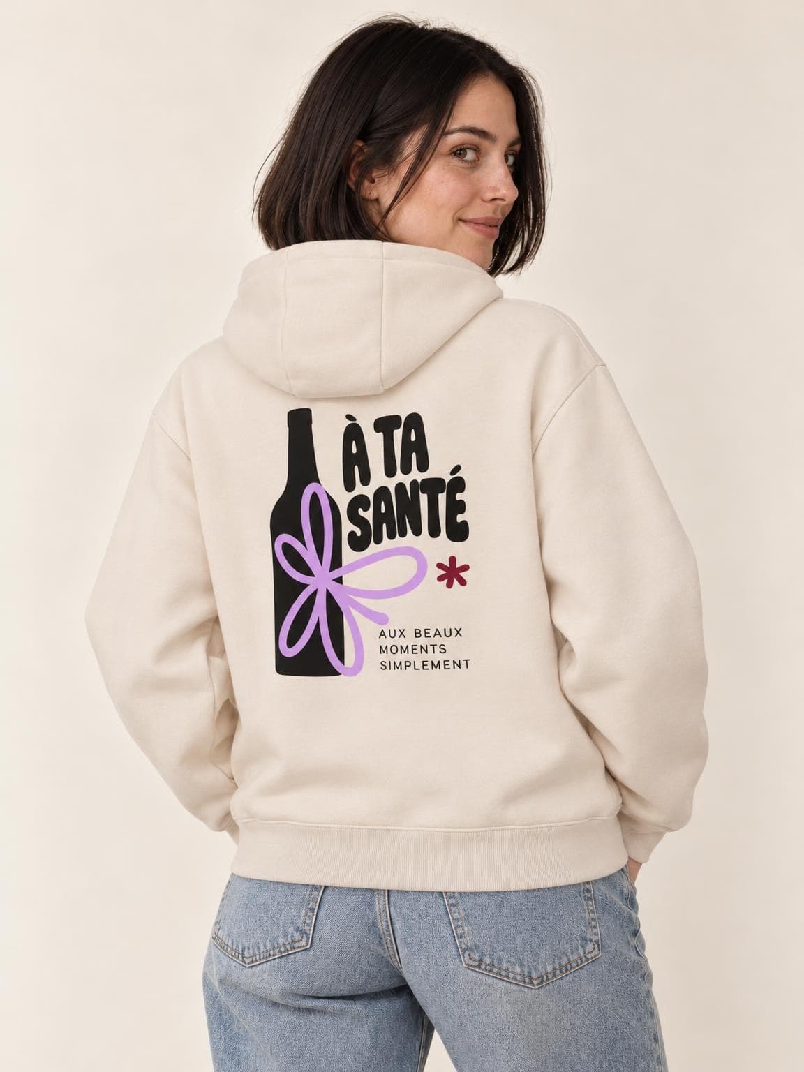 Hoodie vin À ta Santé porté de dos