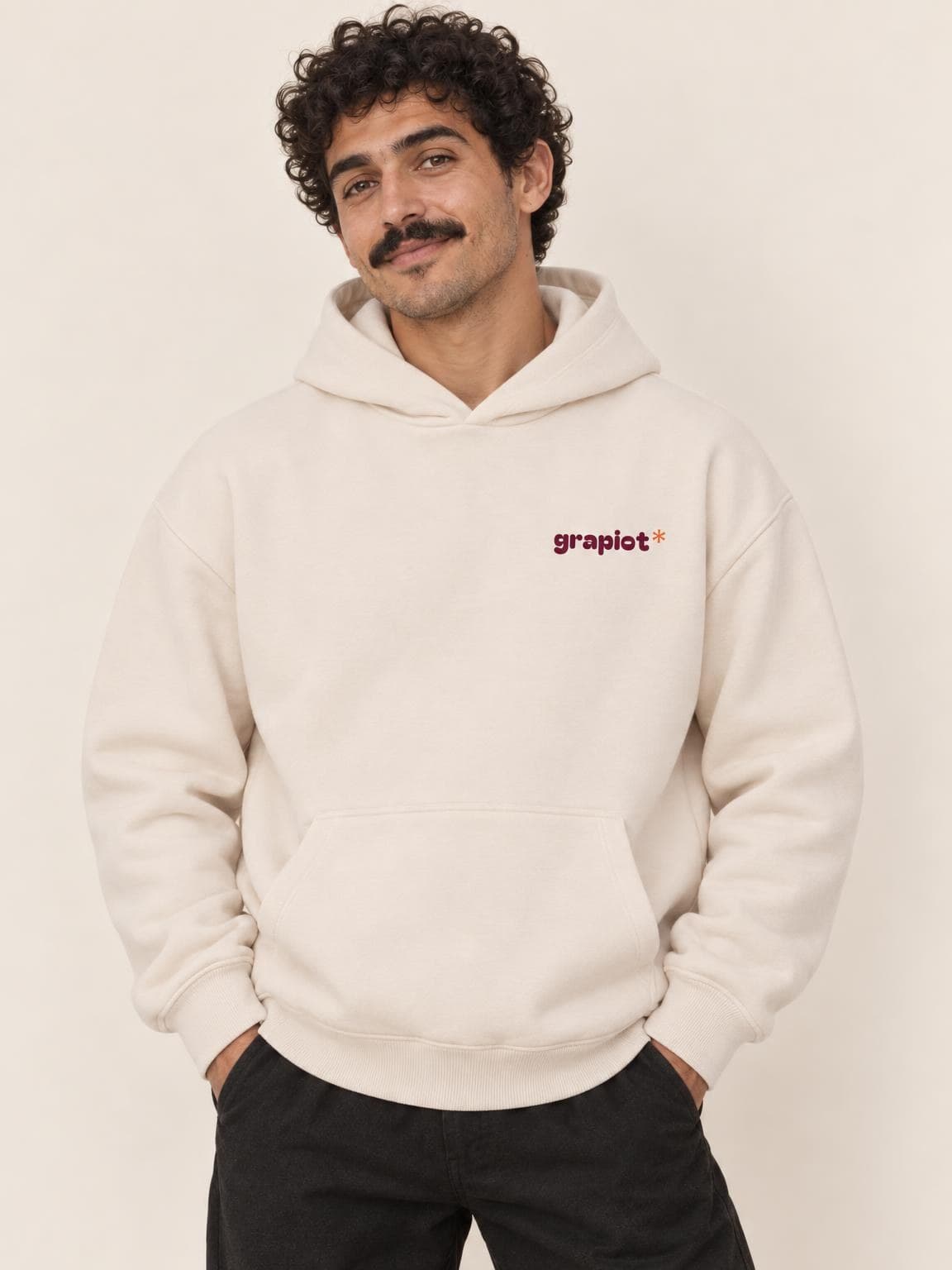 Hoodie vin Bordeaux vu de face, petit logo grapiot