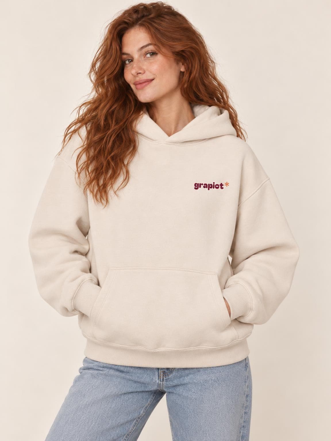 Hoodie vin Provence vu de face, petit logo grapiot