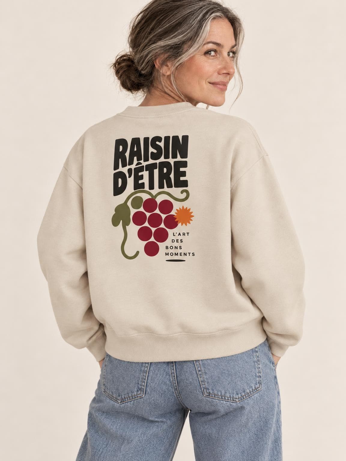 Sweat vin Raisin d’Être porté de dos